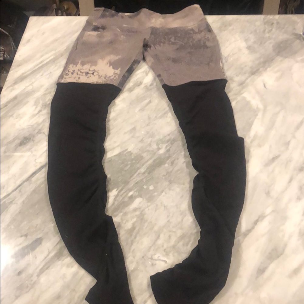 Multi Colored alo yoga pants